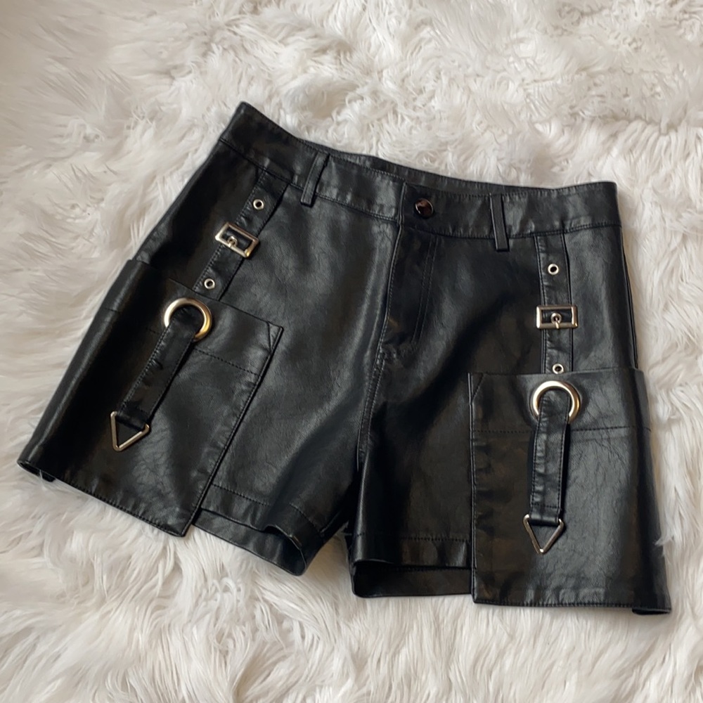 O-Ring High Waisted Faux Leather Shorts - Picture 3 of 9